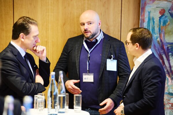 Wirtschaftsjunioren Paderborn-Höxter beim Know-how-Transfer im Landtag NRW 7 wj1